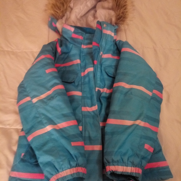 Ski Jacket - Picture 2 of 3